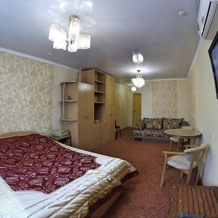 Hotel Katrin Vinnytsia Extérieur photo