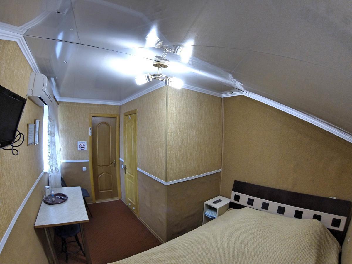 Hotel Katrin Vinnytsia Extérieur photo