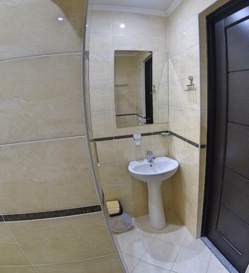 Hotel Katrin Vinnytsia Extérieur photo